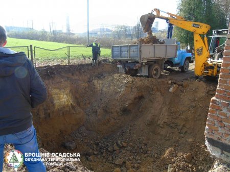 У Брошнів-Осаді будують сучасні очисні споруди