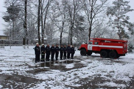 Печеніжинська ОТГ отримала пожежне авто підвищеної прохідності