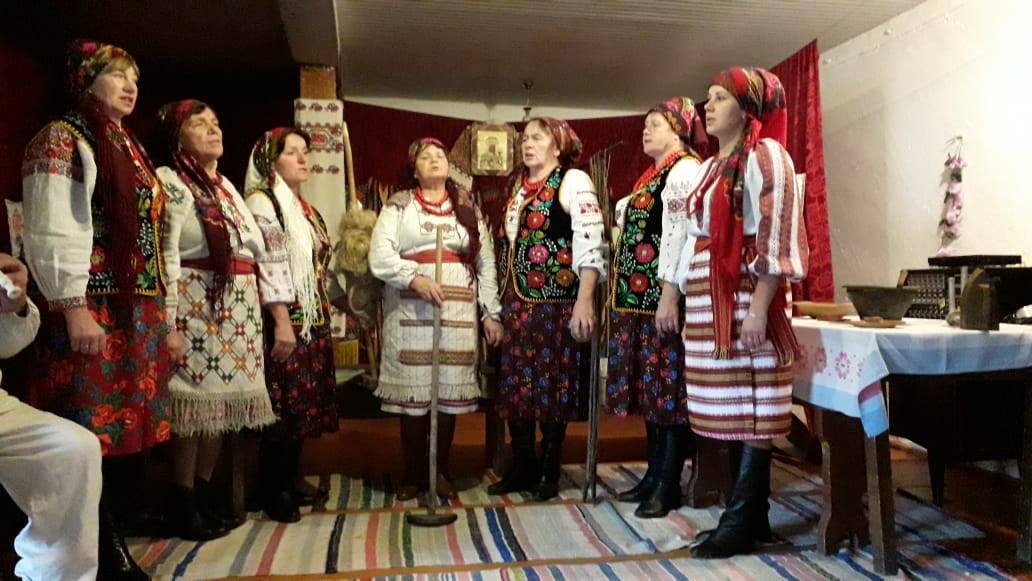 Вечорниці Андріївські у виконанні Народно-аматорського колективу 