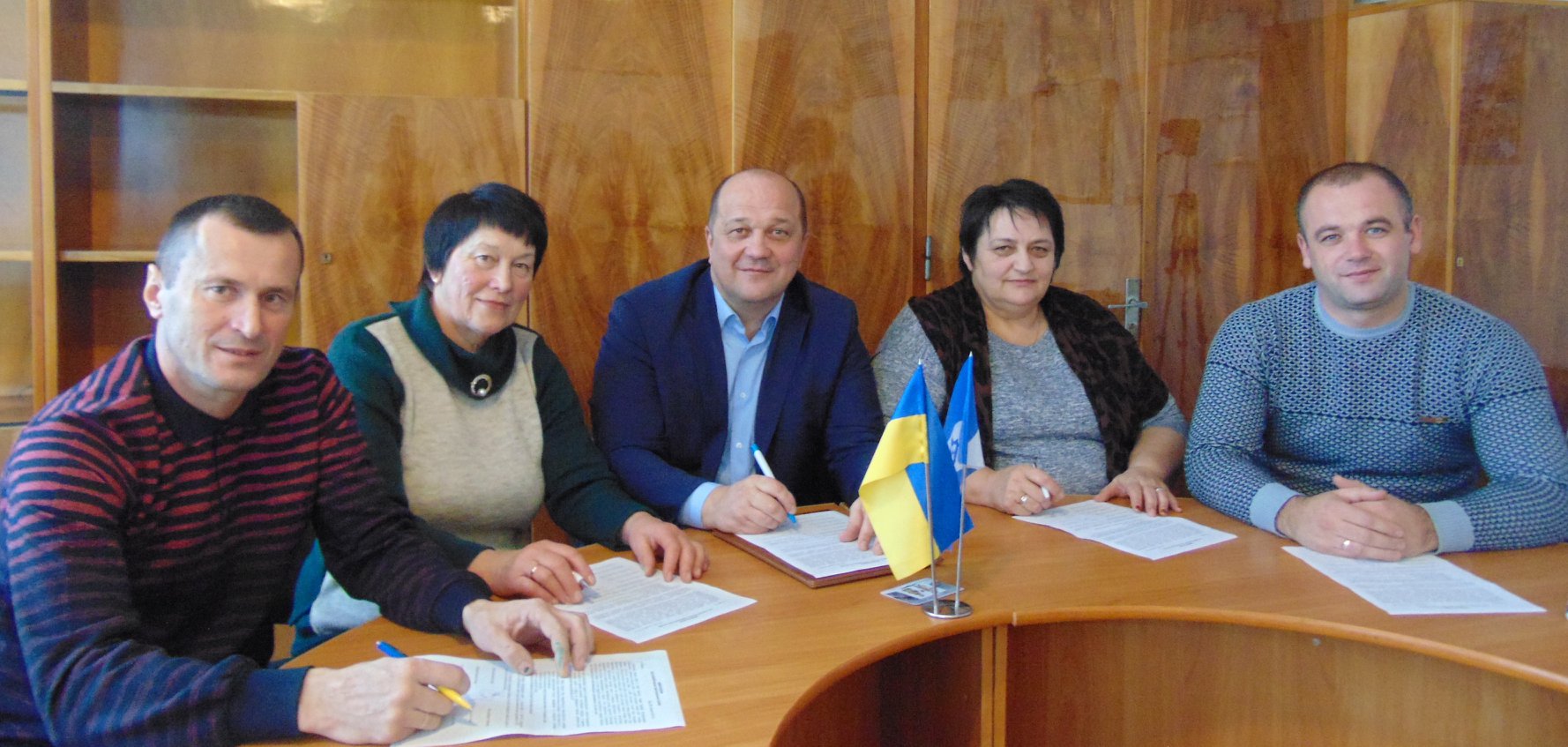 «БУДЕМО, ЯК ОДНА ДРУЖНА СІМ’Я!», акцентував міський голова Володимир Гаразд