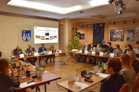 Делегація з Івано-Франківська взяла участь у засіданні Президії Асоціації міст-володарів Призу Європи