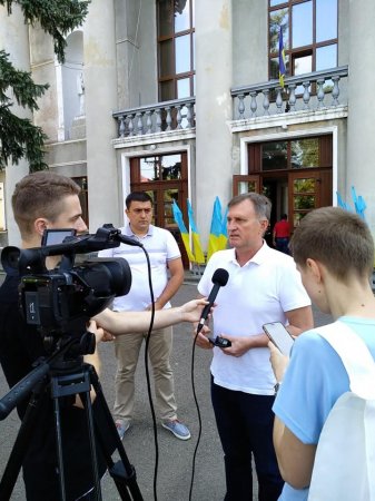 До Калуської ОТГ приєдналися Мостище і Кропивник. Вікна