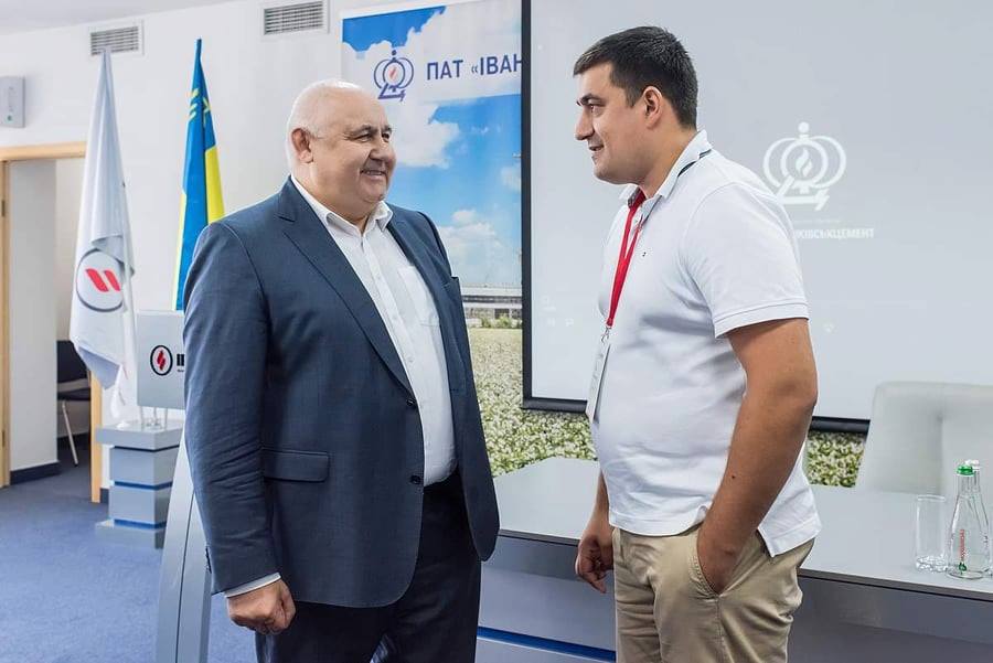 Юрій Стефанчук, виконавчий директор ІФ РВ АМУ взяв участь у засіданні круглого столу «Цементобетон для доріг місцевого значення»