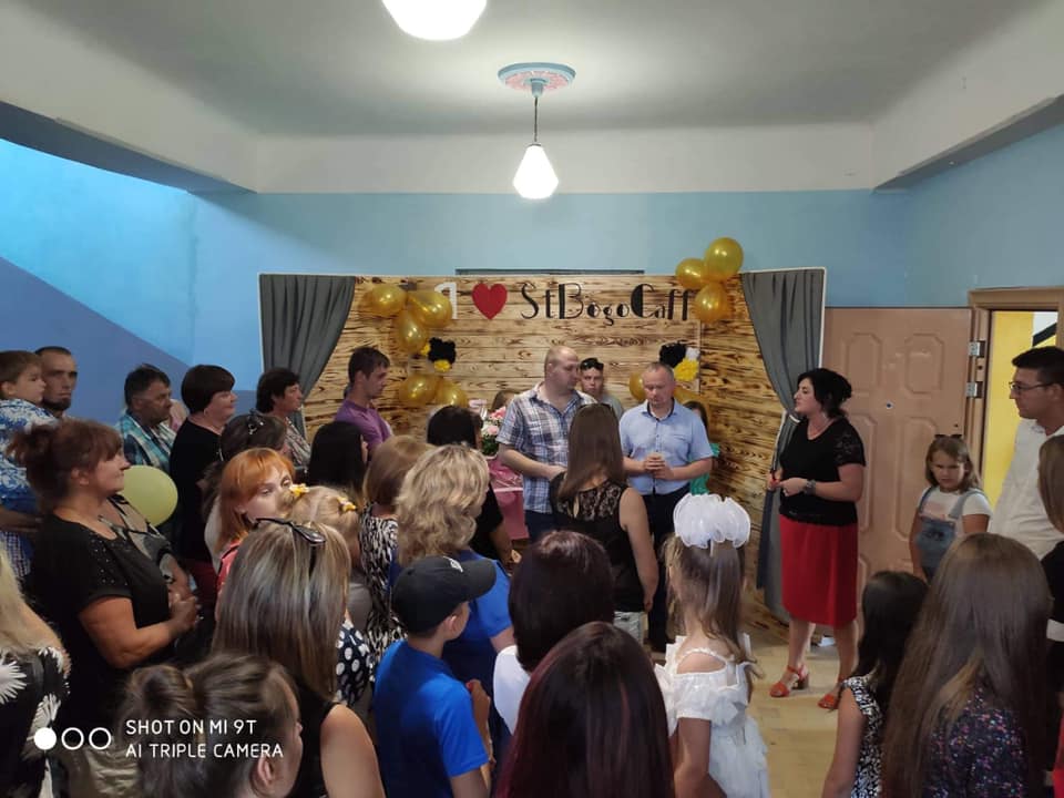 У Старих Богородчанах відкрили антикафе