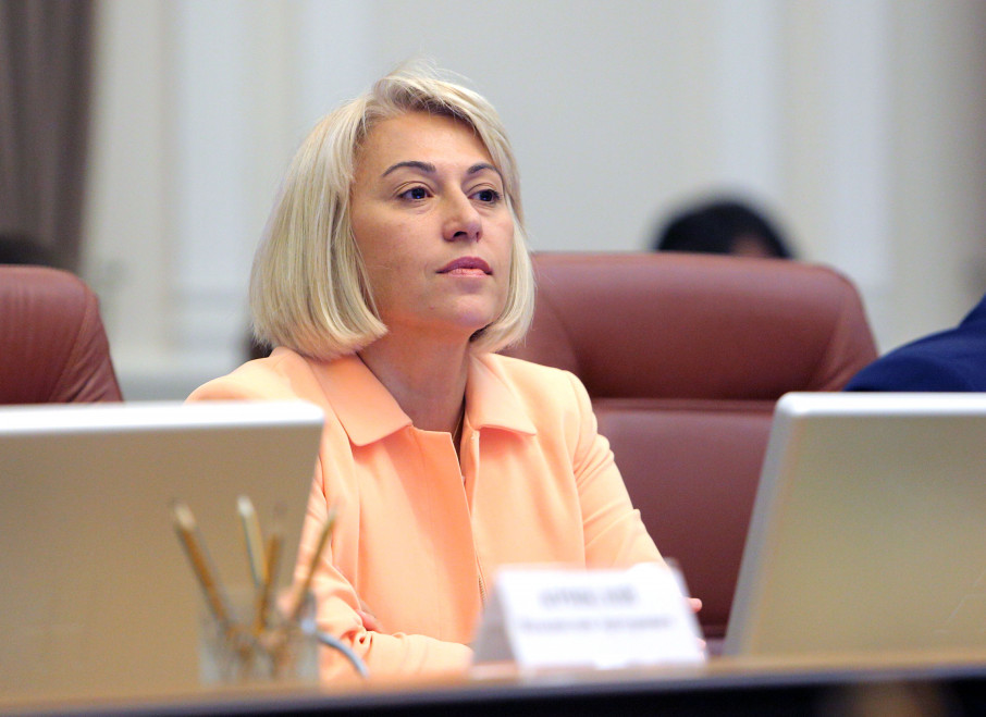 На засіданні Правління АМУ я почула від мерів, що їм бракує комунікації з Мінрегіоном. Тому ми будемо відпрацьовувати систему створення «гарячої лінії» для громад, - А.Бабак