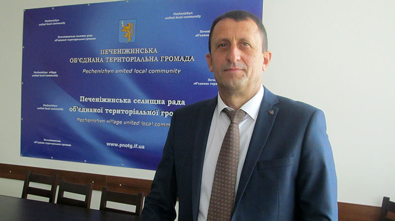 Селище Печеніжин на власному досвіді вчиться, як бути центром ОТГ