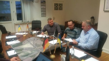 Делегація з Тлумацької ОТГ відвідала центральний офіс компанії FEFA