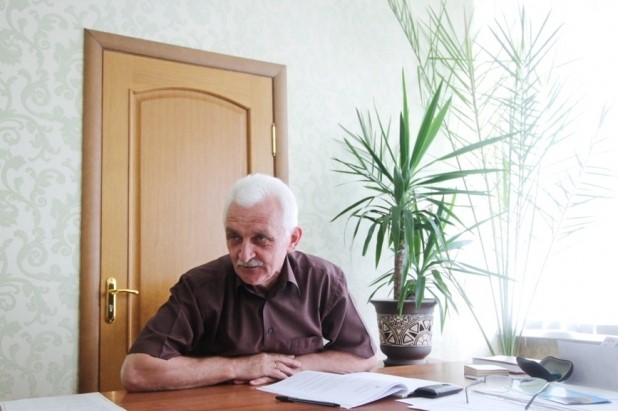 Бліц-інтерв’ю з Обертинським селищним головою Віктором Хамутом