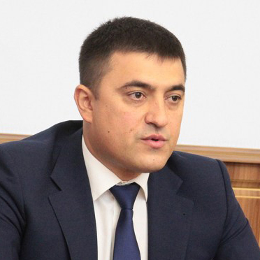 Юрій Стефанчук: Уряд пропонує кардинально скоротити видатки для місцевих бюджетів