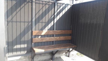 В м. Городенка по вул. І. Богуна встановили нову зупинку