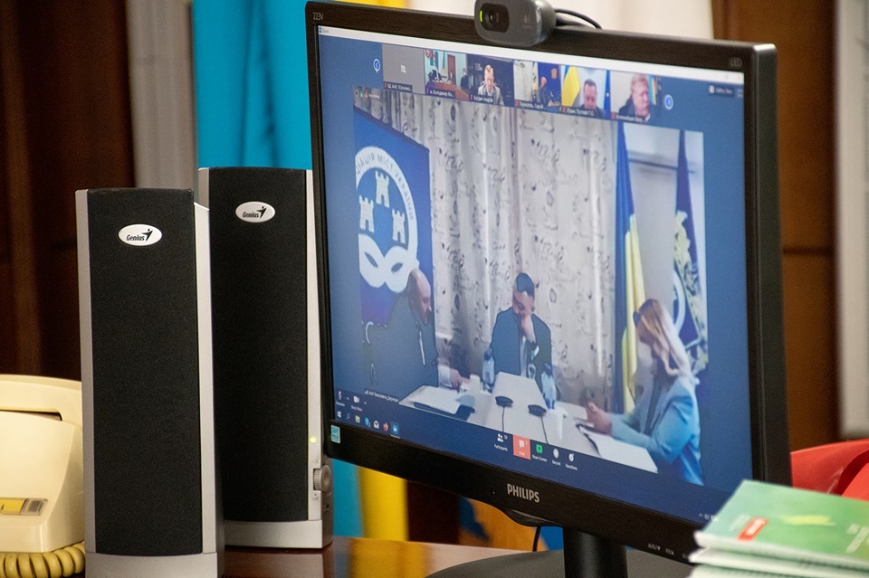 Голова Івано-Франківського РВ АМУ Руслан Марцінків взяв участь у онлайн-нараді правління Асоціації міст України