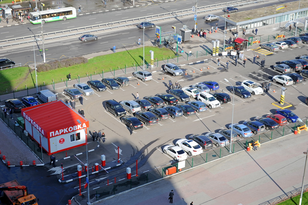 У центрі Косова планують облаштувати платну паркувальну зону