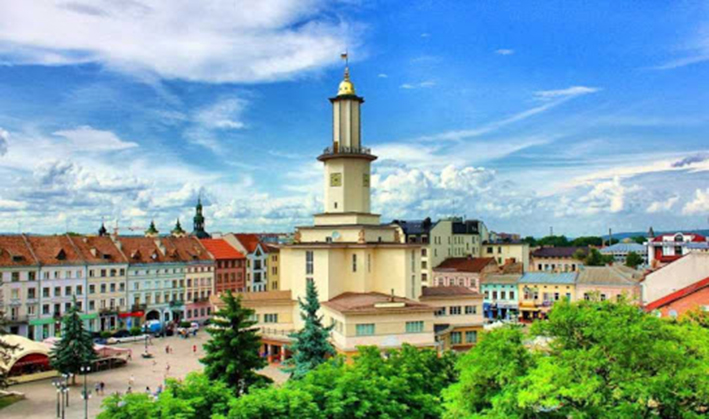 Не Київ і не Львів, а Франківськ…