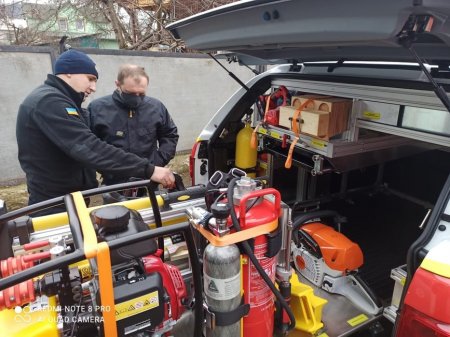 Косівське відділення ДСНС отримало спеціальну аварійно-рятувальну машину
