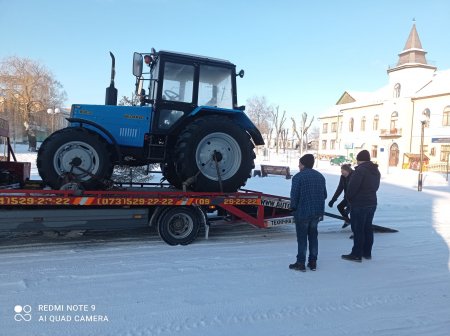 Більшівцівська селищна ради  отримала від програми DOBRE трактор Белорус 892.2