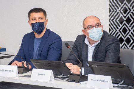 Платформа з політичного діалогу на тему: «Законодавчі пріоритети забезпечення ефективної діяльності місцевого самоврядування» відбулася в Івано-Франківському РВ АМУ